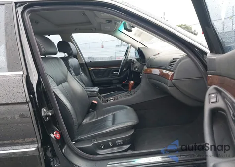 2000 BMW 740Il z USA, uszkodzony, nr VIN WBAGH8345YDP11120